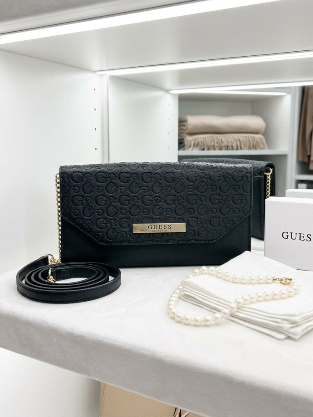 Guess G Logo 90's Black Crossbody Chain Purse Handbag